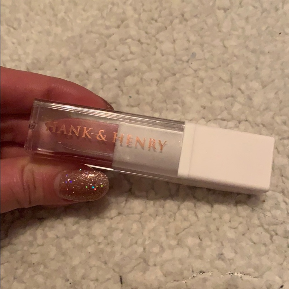 Hank & Henry Matte Liquid Lipstick